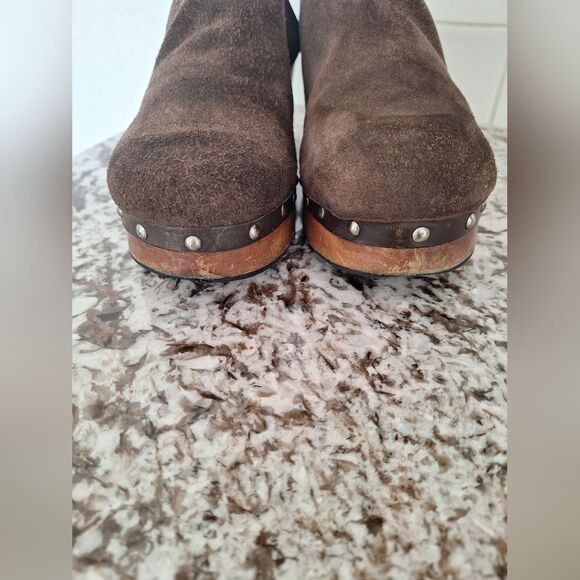 Candie’s  Brown Suede  Clogs Mules Platform Size 9 - Picture 2 of 9